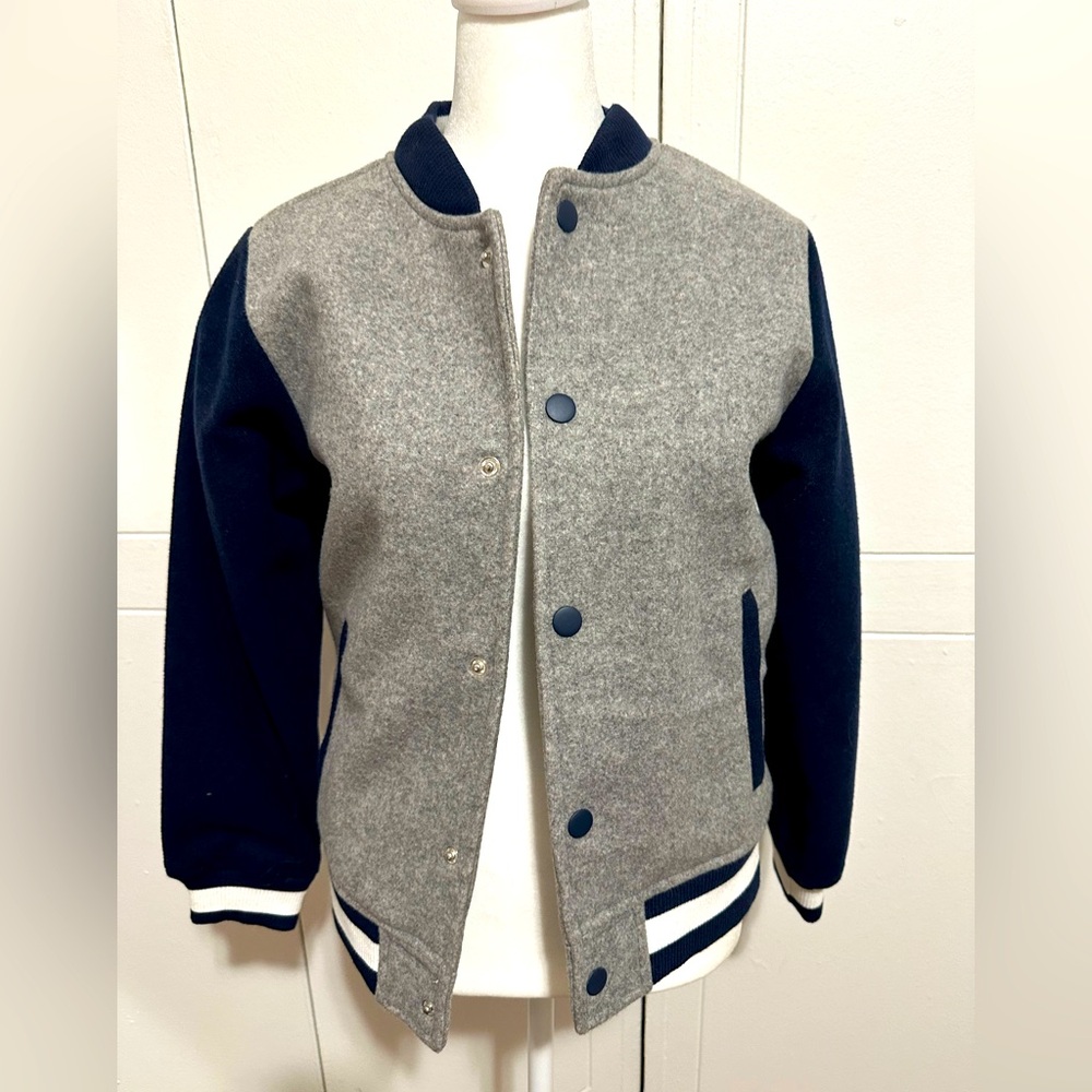NWOT boys Bomber Jacket Size (10-12)